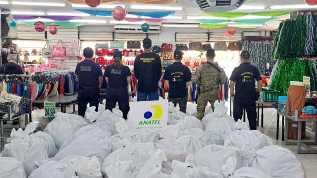 Produtos piratas e contrabandeados apreendidos pela Anatel