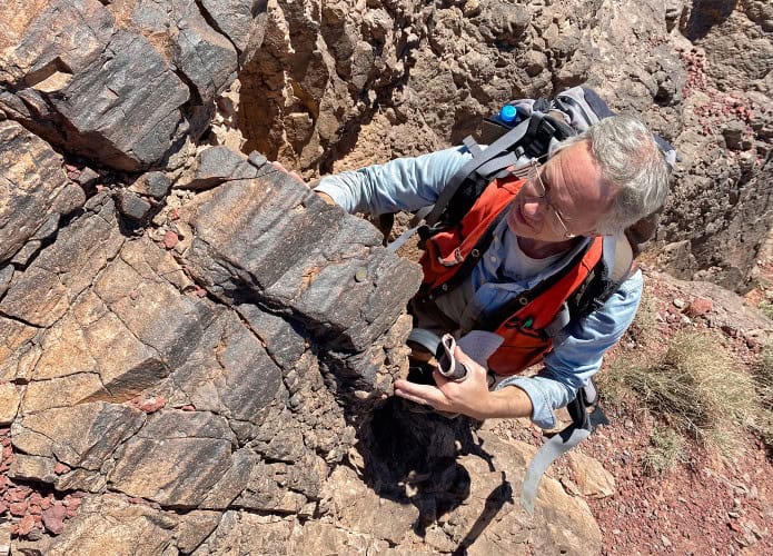 David-Evans-rocha-marrocos-695x500