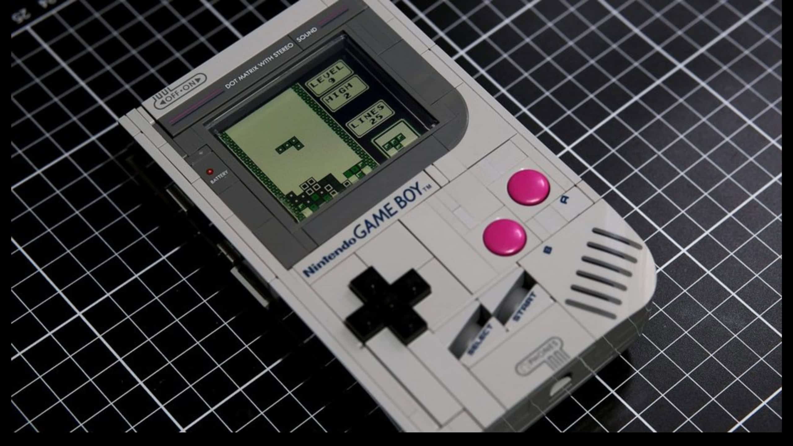Conheça o Game Boy de Lego que roda jogos de verdade