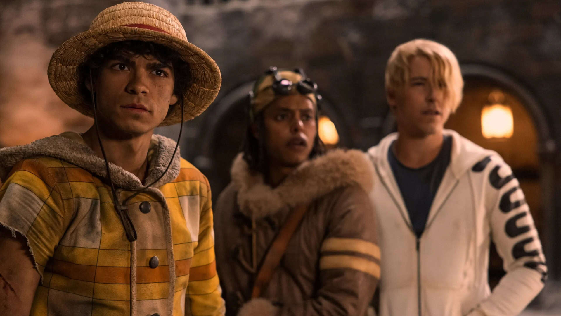 Iñaki Godoy como Monkey D. Luffy, Jacob Romero como Usopp, Taz Skylar como Sanji no live action de One Piece na Netflix