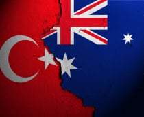 Bandeiras de Austrália e Turquia lado a lado