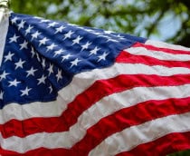 bandeira-estados-unidos-shutterstock_2634948515-210x172