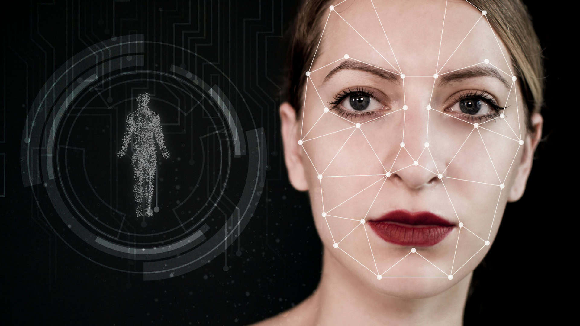 Verificação biométrica de uma jovem mulher com tecnologia de rastreamento facial