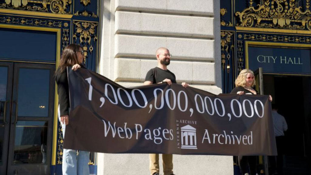 Internet Archive atinge 1 trilhão de páginas arquivadas e recebe reconhecimento oficial em São Francisco
