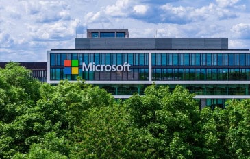Microsoft aposta em designs da OpenAI para competir com Google e Amazon