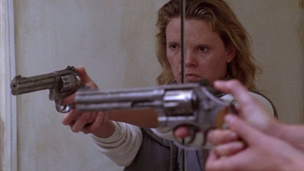 Charlize Theron em cena do filme Monstro