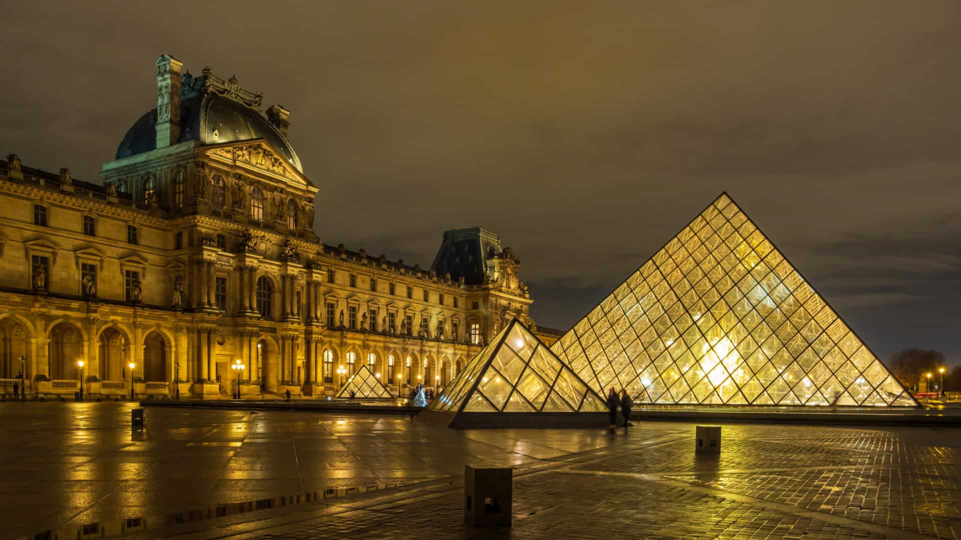 Roubo no Louvre expõe vulnerabilidades críticas na segurança do museu (Imagem: Netfalls Remy Musser / Shutterstock)