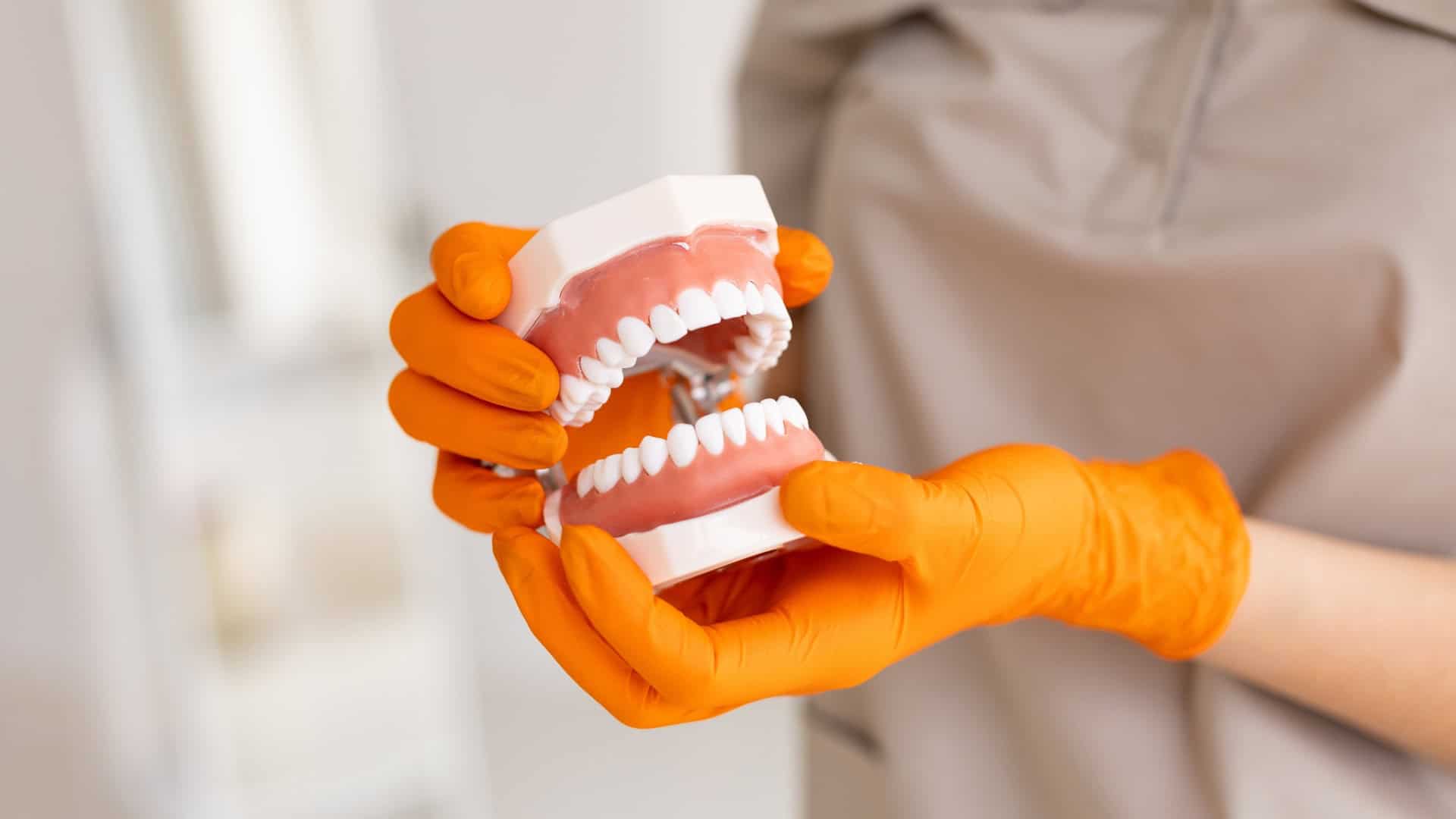 protese-dentaria-1-1920x1080