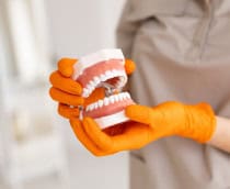 protese-dentaria-1-210x172