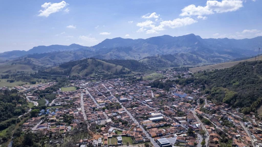 A cidade com a vista mais bonita da Serra da Mantiqueira que encanta turistas