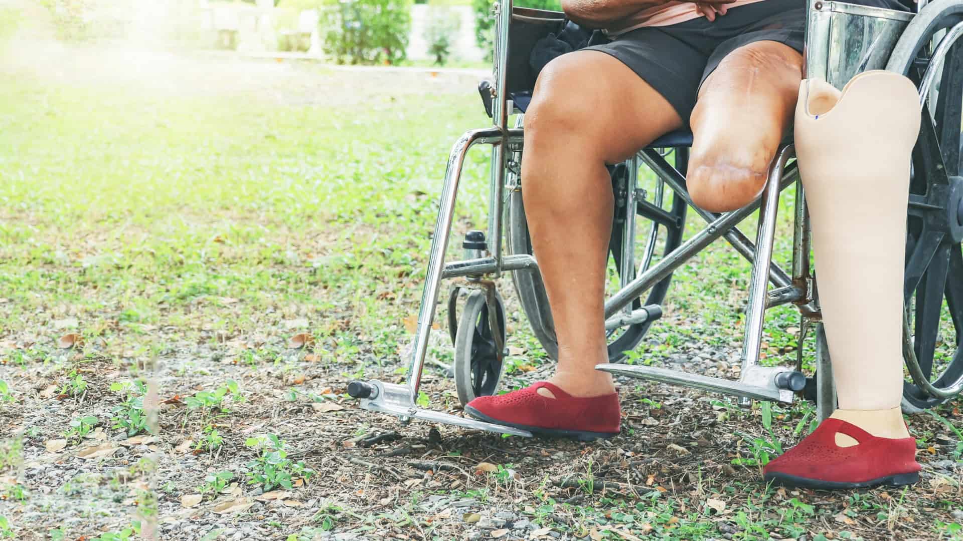 Curativo com LED promete reduzir amputações ligadas à diabetes