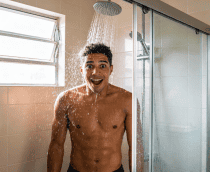 O poder do banho frio: o que dizem os cientistas sobre energia e imunidade?