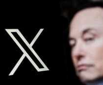 X é multado na UE por práticas enganosas com selo azul e falta de transparência