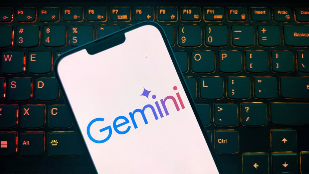 Google Tradutor agora oferece tradução em tempo real nos fones e funcionalidades do Gemini 5 Novo agente Gemini Deep Research aprimora buscas complexas e será integrado ao app Gemini e outros serviços.