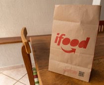 Sacola de comida do iFood