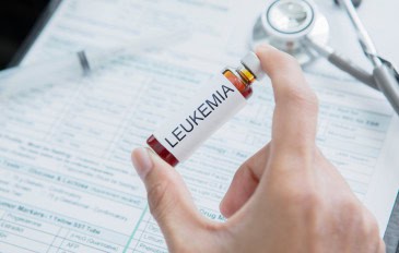 Tratamento experimental de leucemia alcança remissão em 7 de 11 pacientes