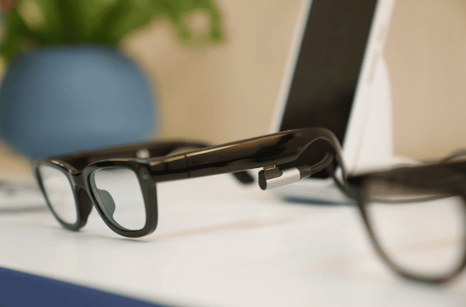 Os óculos se mostraram capazes de executar aplicativos Android tradicionais sem adaptações complexas