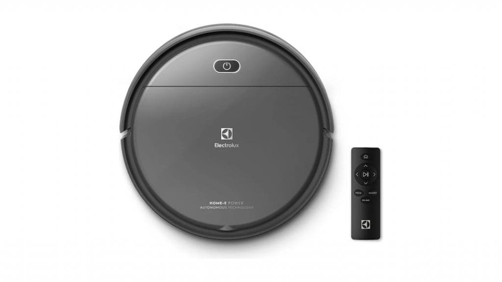 Faxina eficiente: robô aspirador da Electrolux em oferta varre, aspira e passa pano A faxina de casa pode ficar muito mais fácil com um robô aspirador: esses dispositivos costumam combinar as funções de varrer, aspirar e passar pano em um único aparelho, cuidando assim da parte mais trabalhosa da limpeza dos pisos da sua residência. Faxina eficiente: robô aspirador da Electrolux em oferta varre, aspira e passa pano