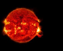 Explosão solar intensa provoca apagões de rádio e gera alerta de tempestades geomagnéticas