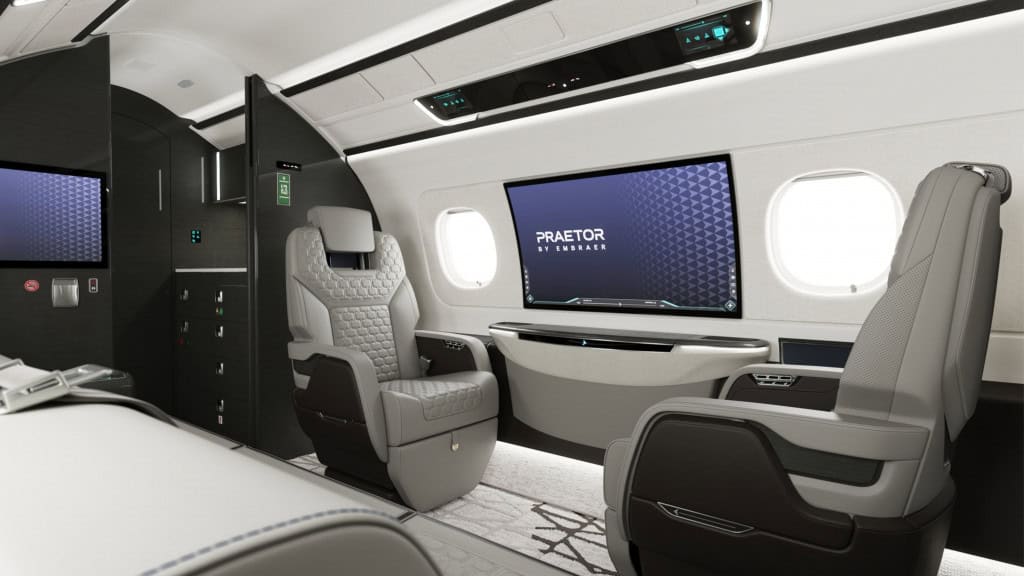 Smart Window, uma tela 4K de 42 polegadas, do jatinho Praetor 600E, da Embraer