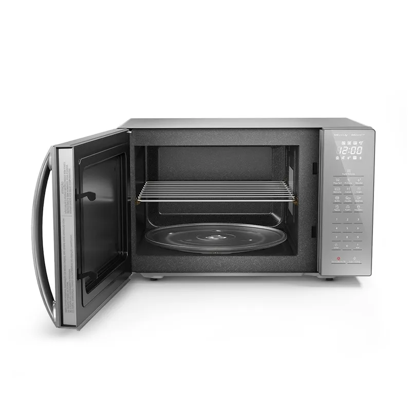 Micro-ondas Panasonic em oferta: modelo em inox com 34 litros O Panasonic NN-ST67LSRU possui espaço interno de 34 litros, permitindo acomodar recipientes de diferentes tamanhos para aquecimento ou preparo de alimentos. Essa capacidade é adequada para uso em cozinhas domésticas e preparo de refeições do dia a dia. Micro-ondas Panasonic em oferta: modelo em inox com 34 litros