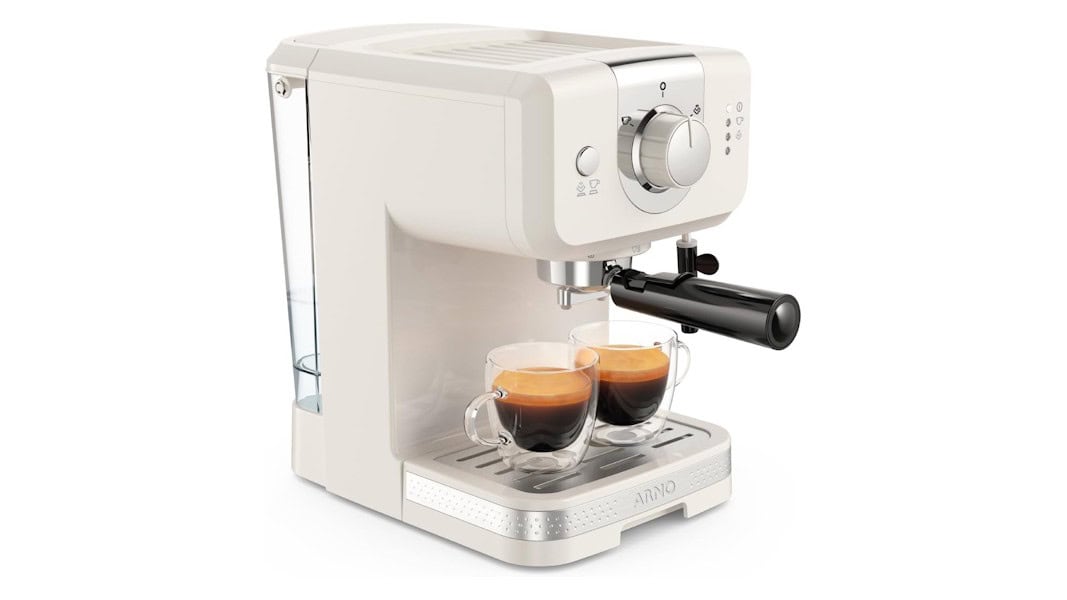 Vai um cafezinho? Confira 3 cafeteiras elétricas que estão em oferta