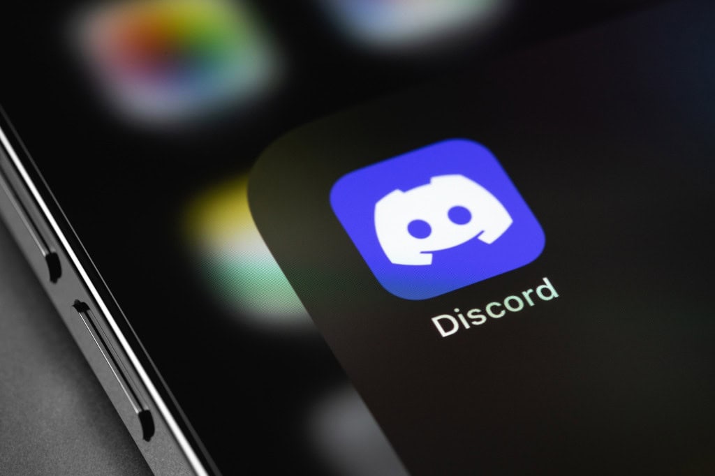 Logo do Discord em um smartphone
