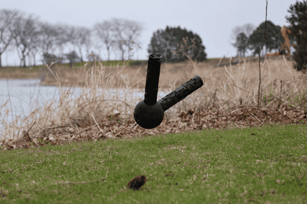 Cada unidade possui movimento próprio e, quando combinadas, permitem que o robô se adapte a diferentes terrenos como lama, grama e cascalho. (Imagem: Sam Kriegman/Northwestern University)