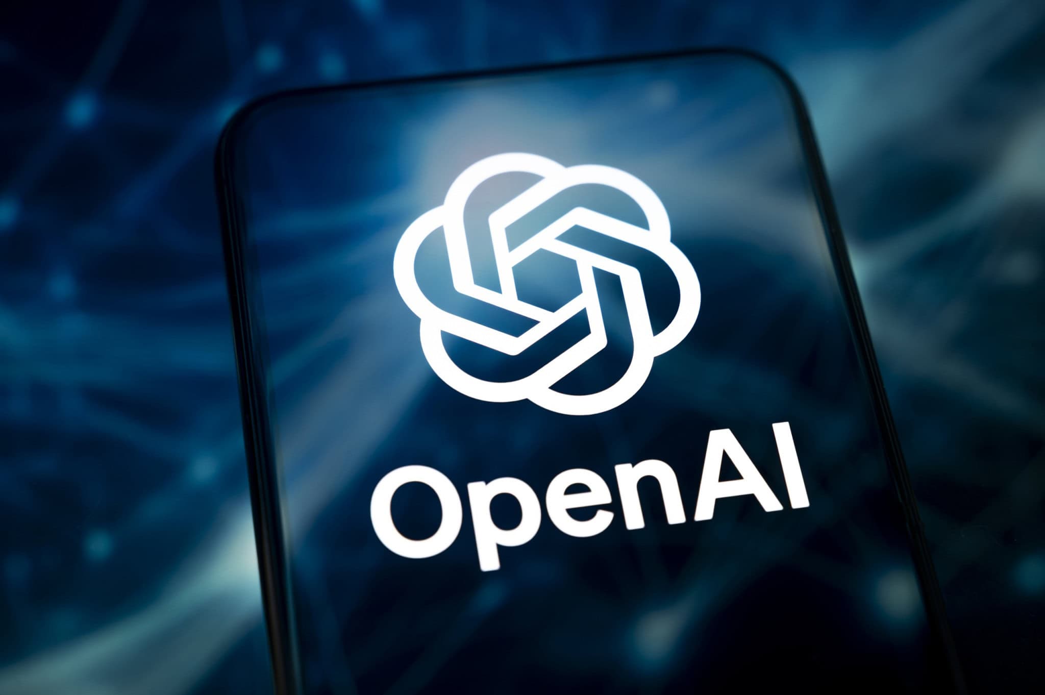 Logo da OpenAI em um smartphone