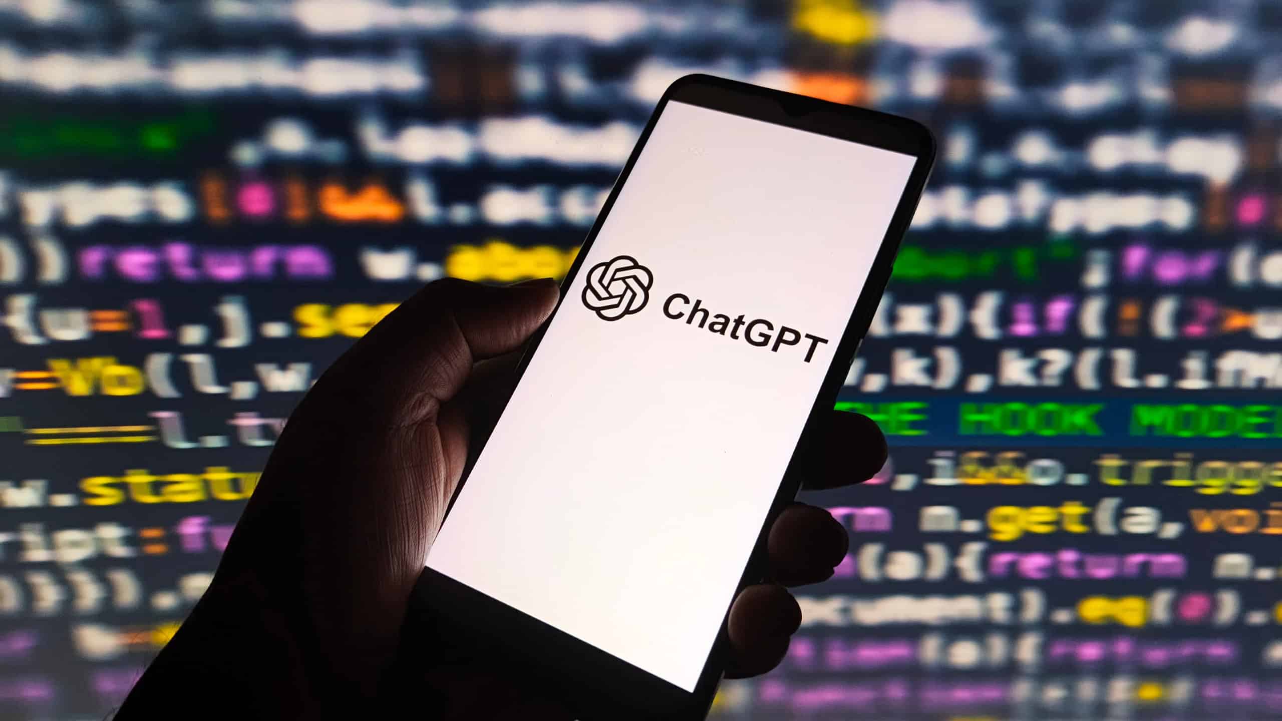 ChatGPT e Gemini entram na estratégia de campanhas políticas dos EUA