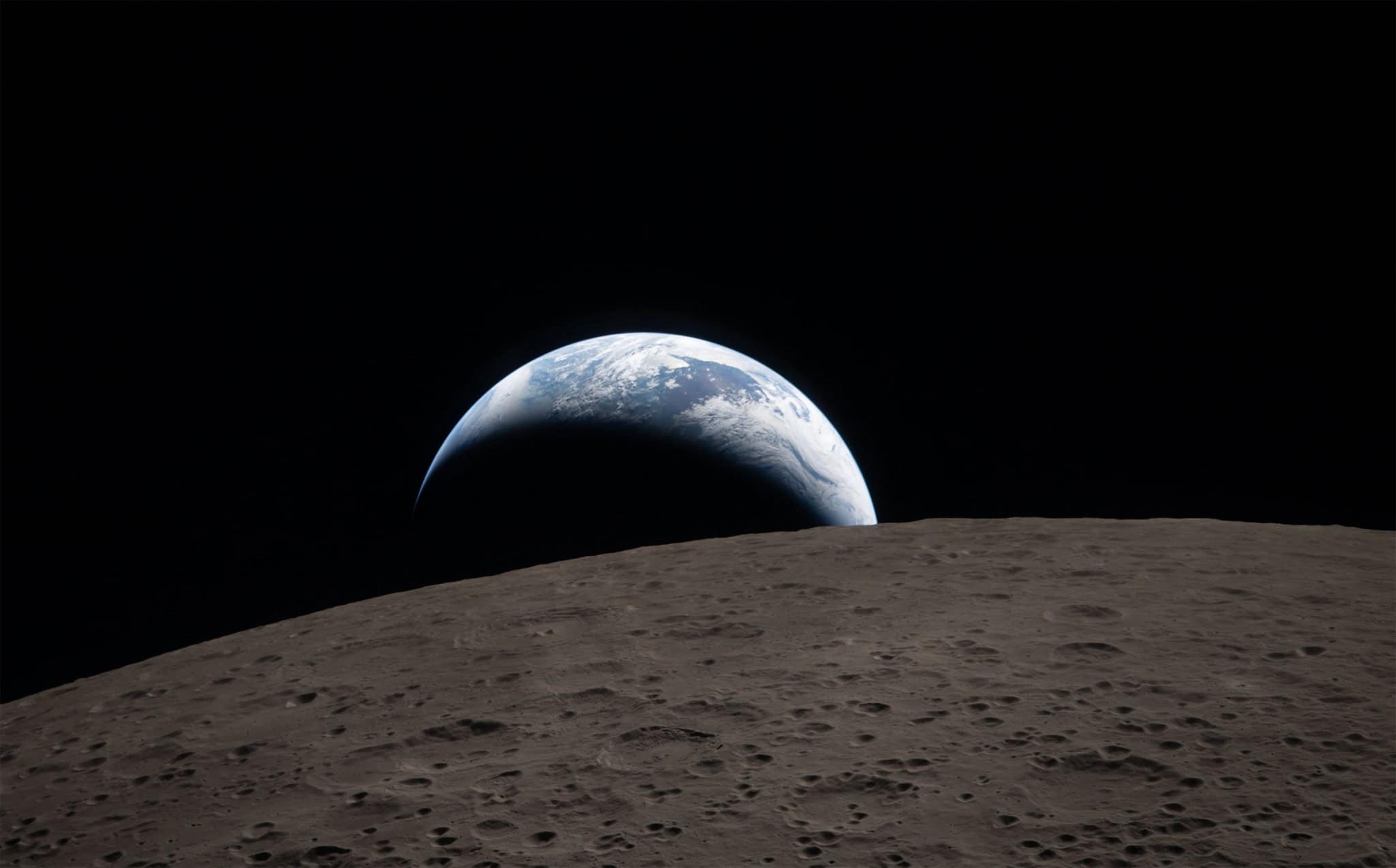 artemis 2 lua terra