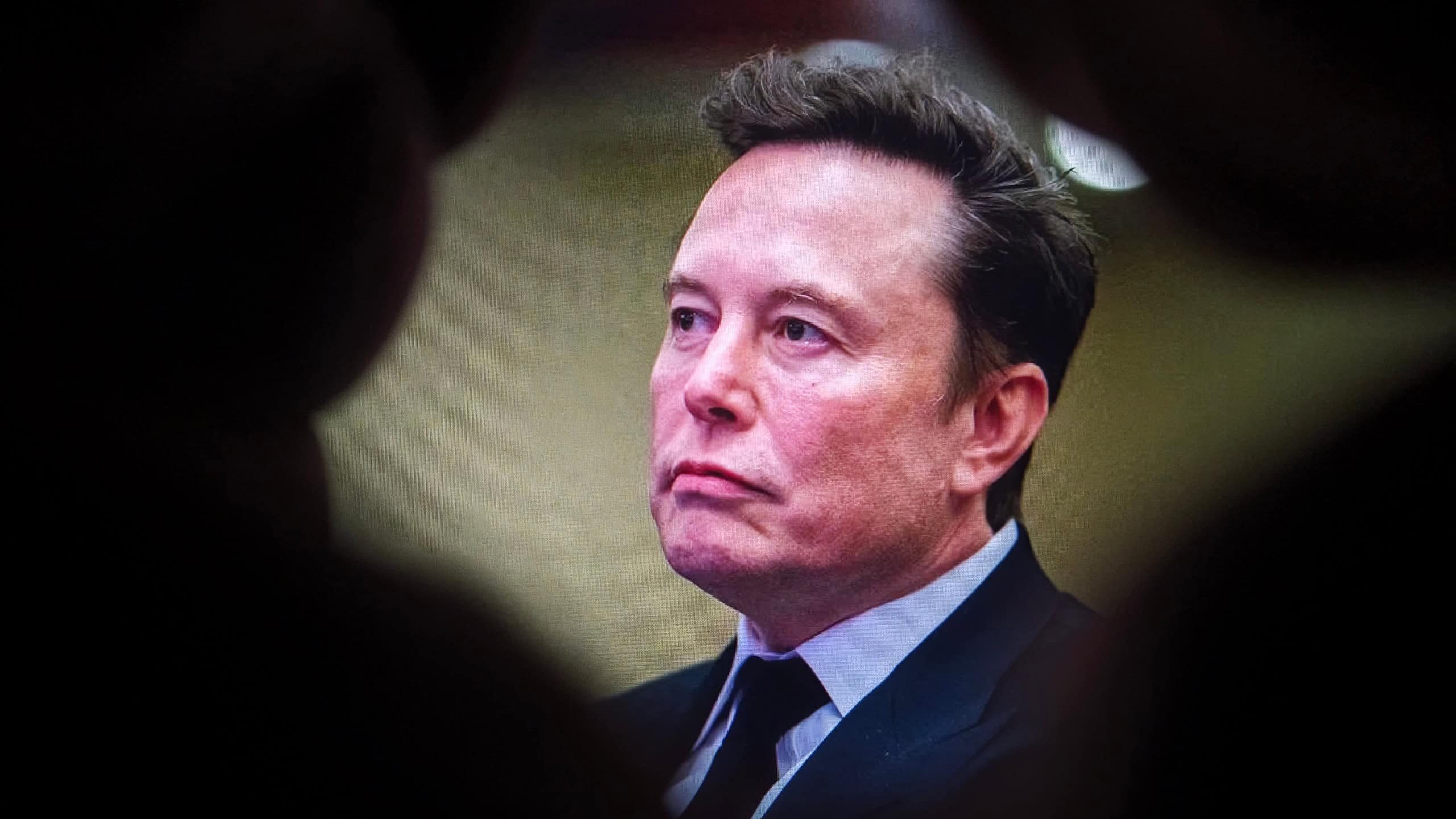 Trump intervém após Musk limitar Starlink na Ucrânia