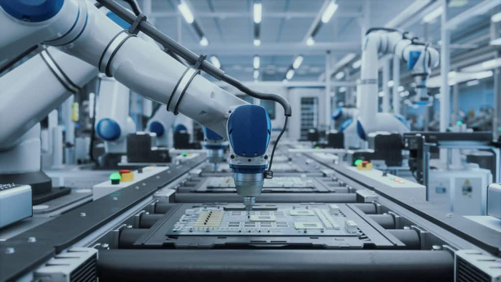 Guerra das terras raras passa também pelas salas de aula 13 Braços robóticos automatizados montam placas de circuito em linha de produção