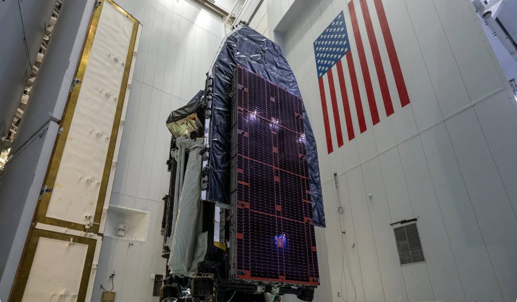 satélite ViaSat-3 F3 falcon heavy