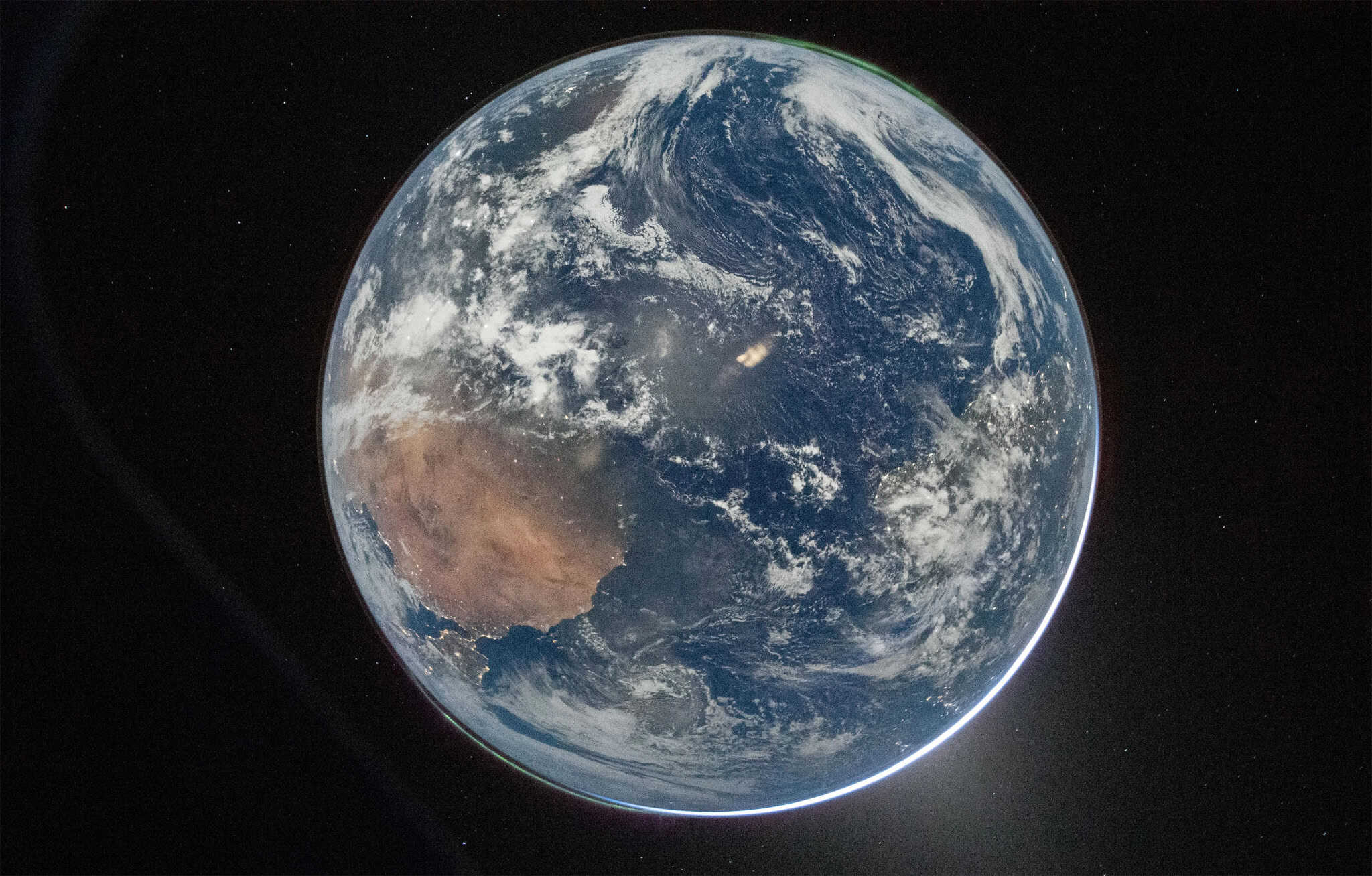 foto terra lua artemis 2