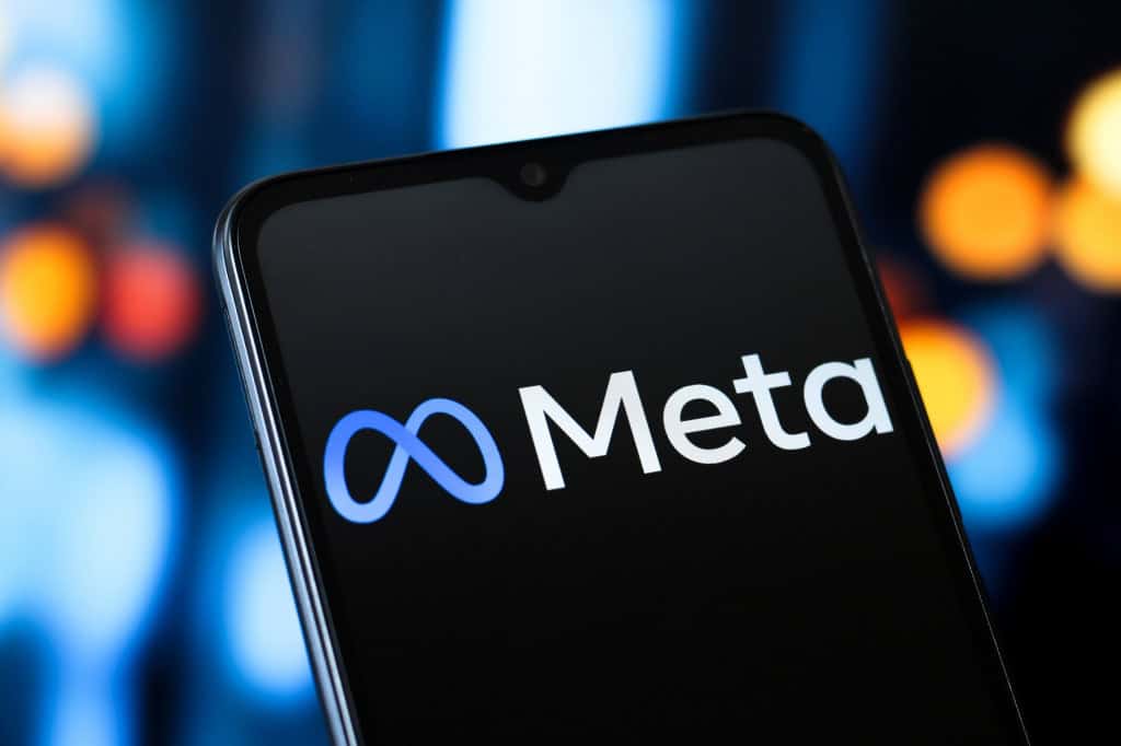 Logo da Meta em um smartphone