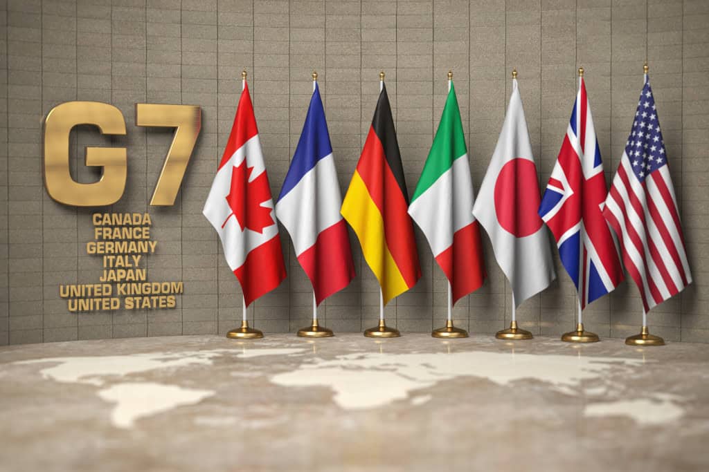 bandeiras dos países que fazem parte do G7