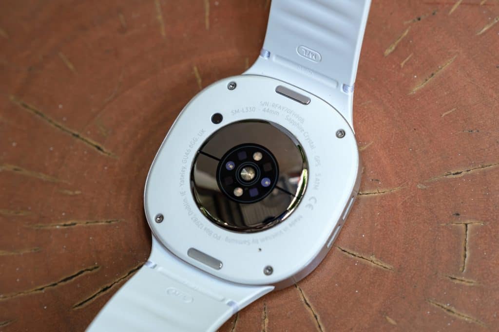 Sensor traseiro do Galaxy Watch8