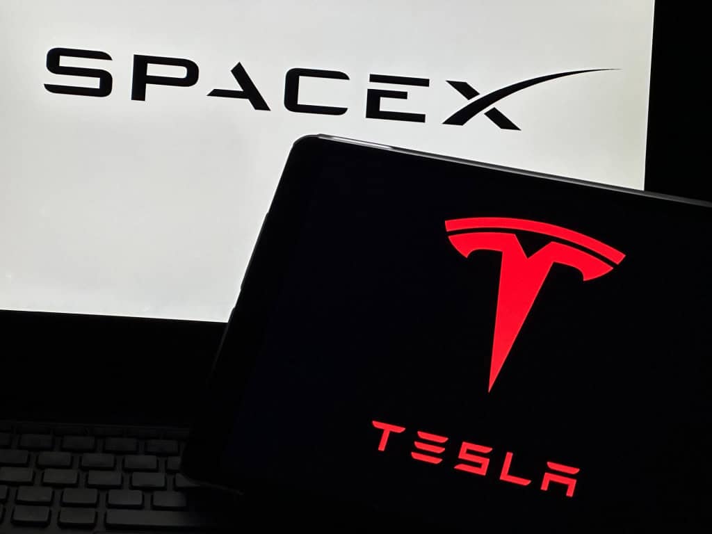 Logotipos da Tesla e SpaceX