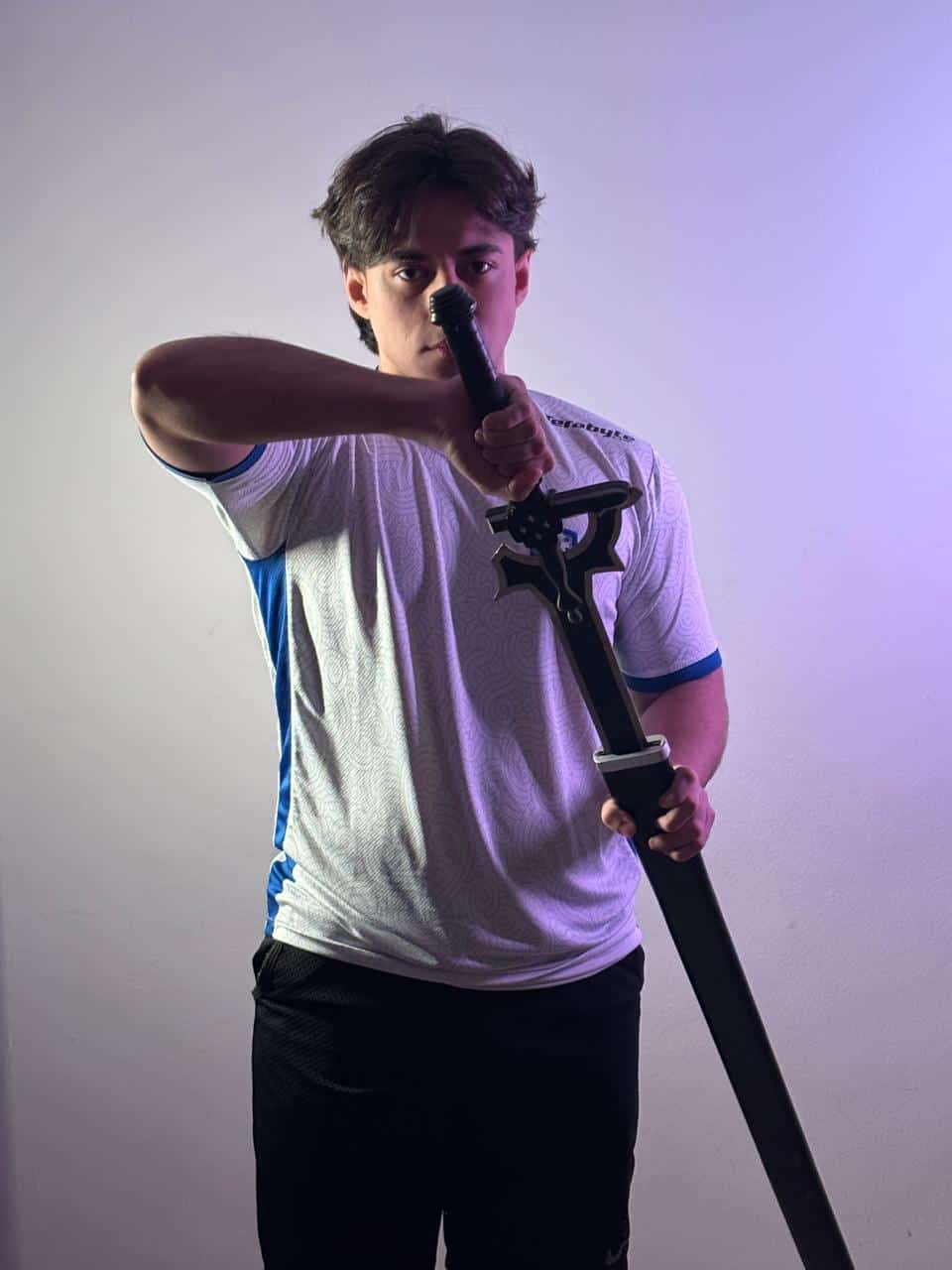 Como torneios de base podem revelar o próximo jogador profissional de League of Legends