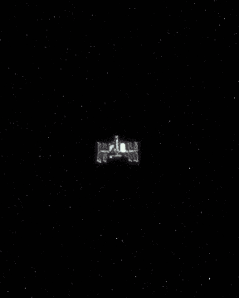 Estação Espacial Internacional fotografada no céu de Brasília