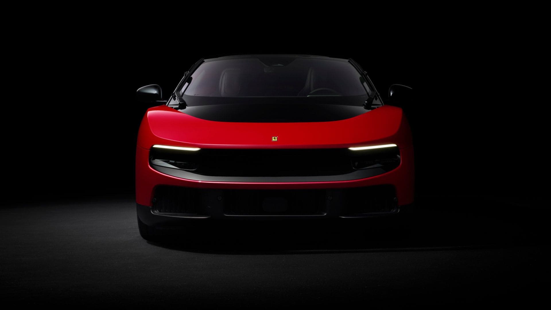 Visão anterior do Ferrari Luce