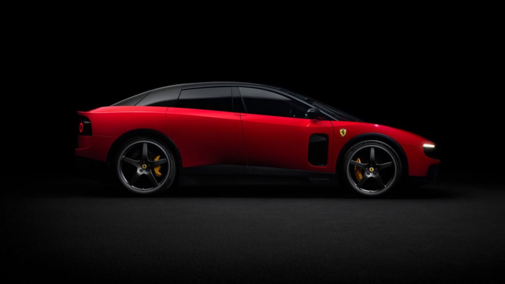 Visão lateral do Ferrari Luce – (Divulgação: Ferrari)
