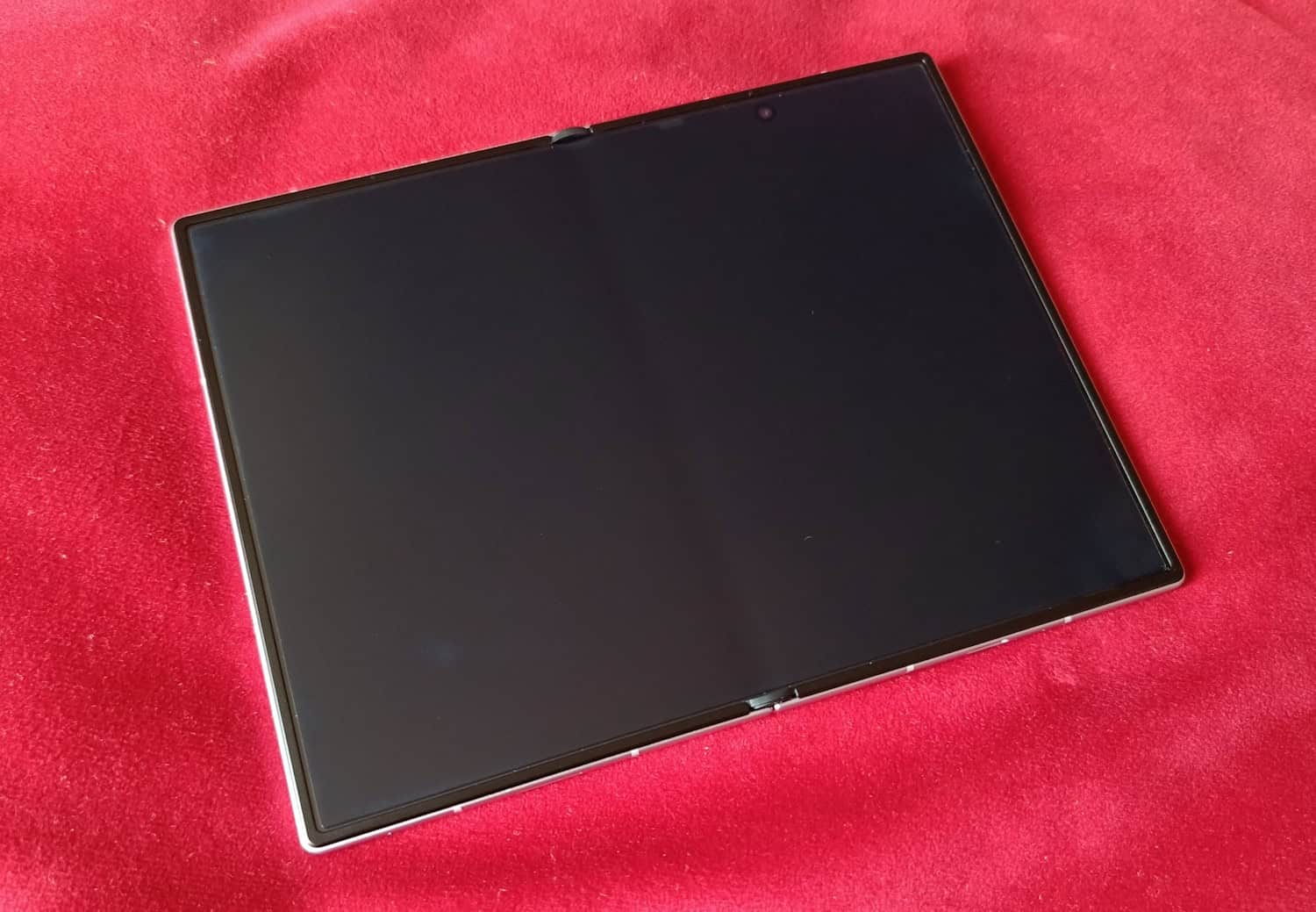 Samsung Galaxy Z Fold 8