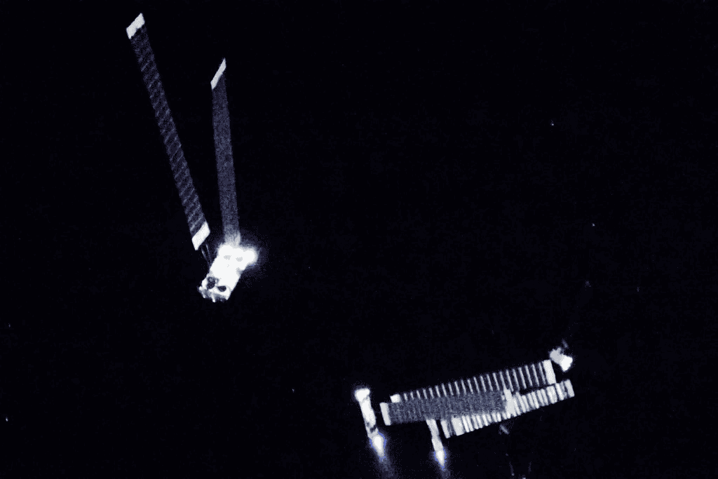 Primeiros satélites Starlink V3 implantados durante 13° voo de teste da Starship