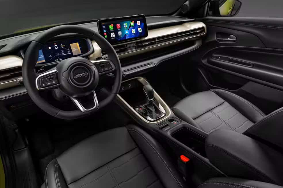 Interior do Jeep Avenger