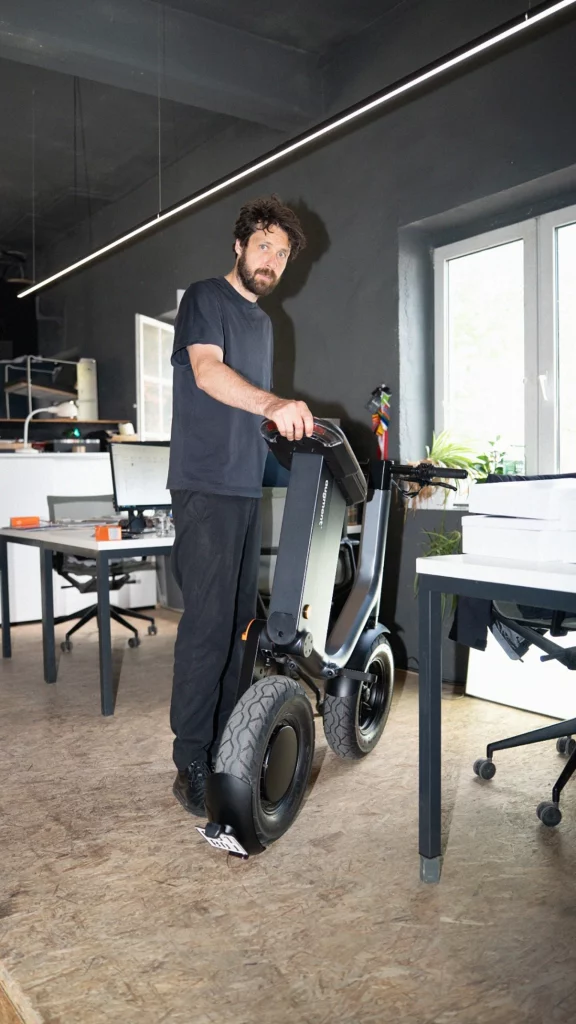 Scooter elétrica 360