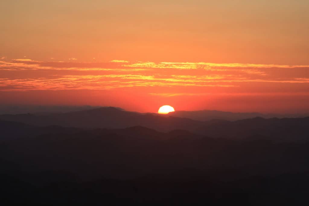 Por do sol no Pico do Corcovado de Ubatuba 