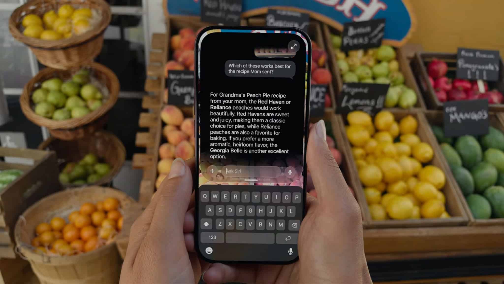 Pessoa fazendo pesquisa visual e contextual por meio da Apple Intelligence e da Siri num iPhone 18 Pro
