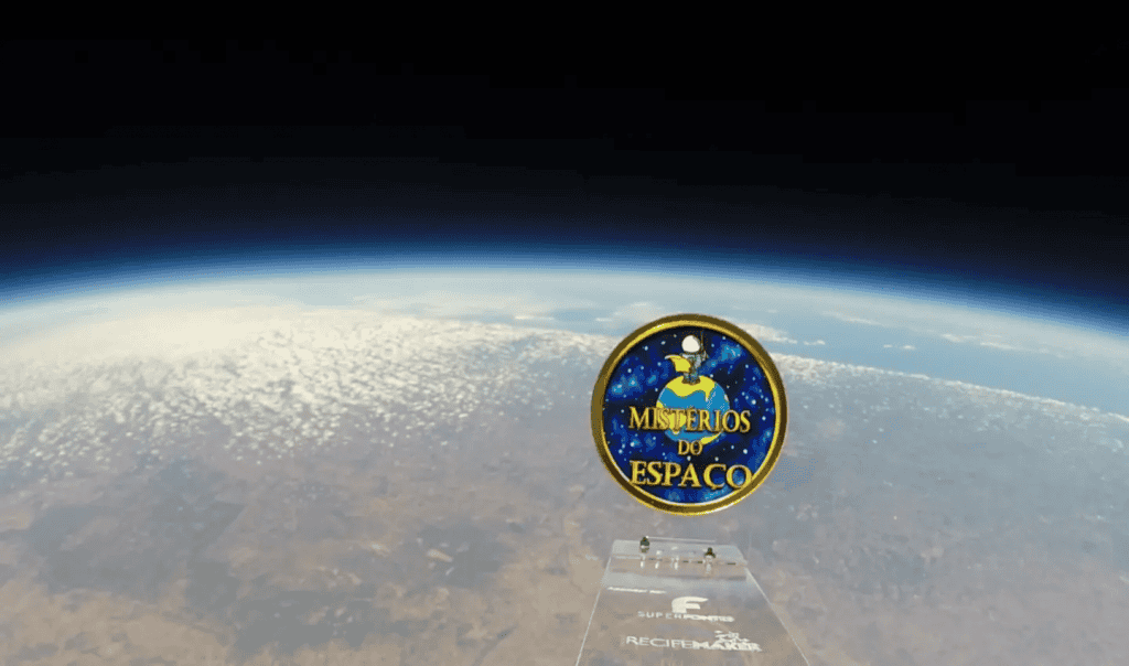 Imagem obtida por balão estratosférico do Projeto Naos, do Mistérios do Espaço, mostra a curvatura do nosso planeta a partir da estratosfera. 